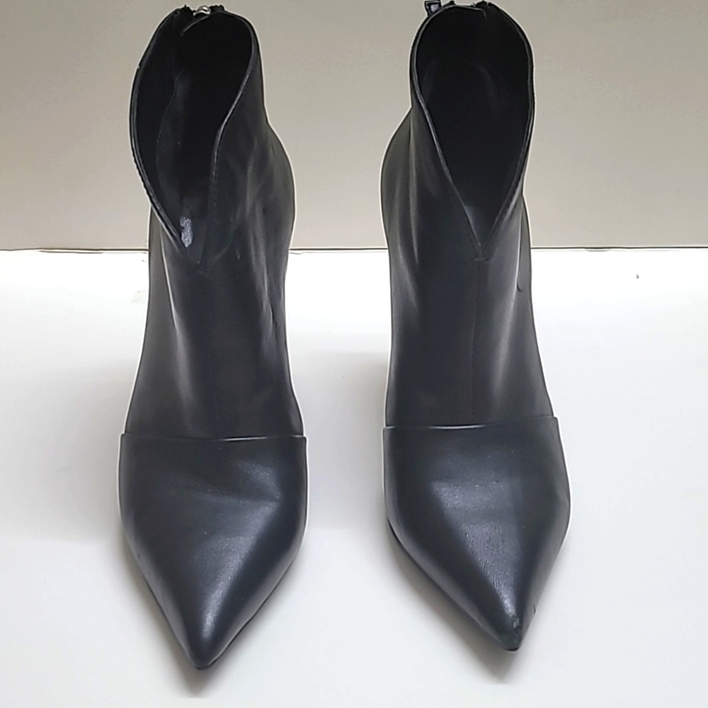 Karen Millen Soft Leather booties Sze 39